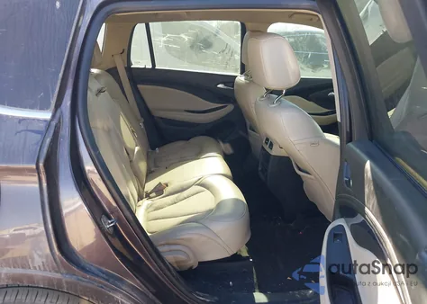 2018 Buick Envision Preferred z USA, uszkodzony, nr VIN LRBFXBSAXJD006842